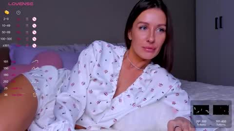 Snapshot of tina__bestie chatting on 16, 10, 2025 Tina online show from 16, 10, 2025