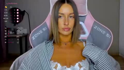 Snapshot of tina__bestie chatting on 16, 6, 2026 Tina online show from 16, 6, 2026
