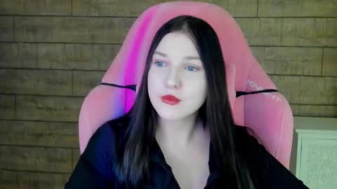 TinaBurton online show from 23, 11, 2025