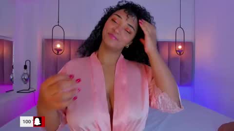 Snapshot of tinacurly chatting on 27, 9, 2025 Tina online show from 27, 9, 2025