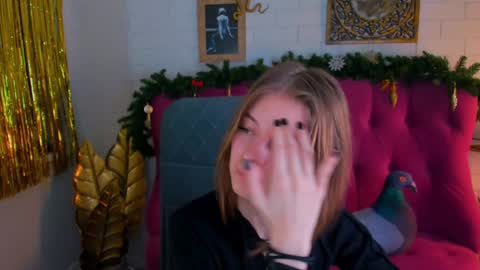 Snapshot of tinadavil chatting on 19, 12, 2024 Tina Davil online show from 19, 12, 2024