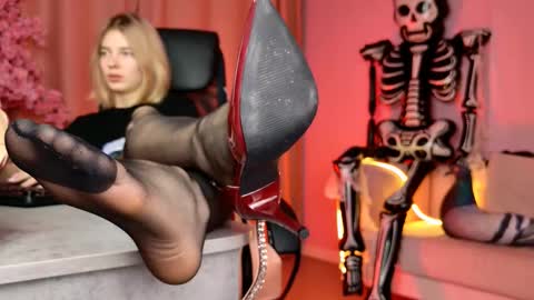 Snapshot of tinadavil chatting on 21, 10, 2025 Tina Davil online show from 21, 10, 2025