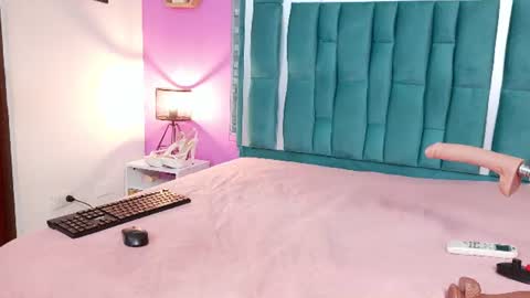 Tina online show from 10, 6, 2026