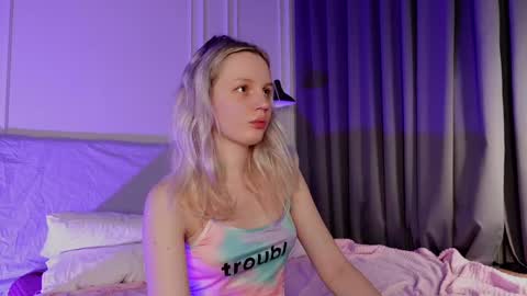 tinasiner online show from 19, 2, 2025