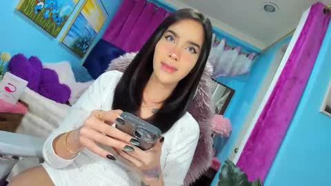 Snapshot of tinatemptsxxx chatting on 4, 12, 2025 Tina Valentine online show from 4, 12, 2025