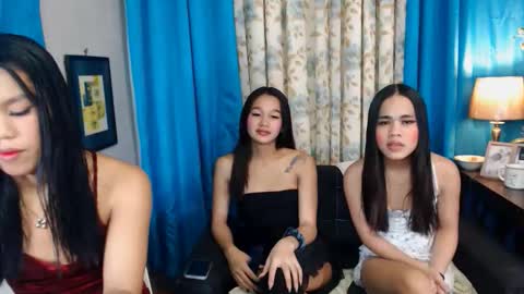 tindelafuente0 online show from 25, 2, 2026