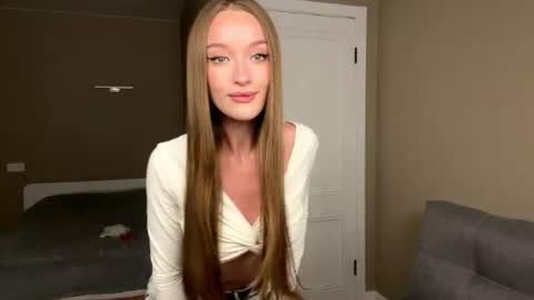 Leila online show from 28, 6, 2026