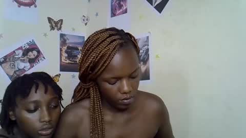 Snapshot of tinnie_e chatting on 8, 1, 2026 tinnie_e online show from 8, 1, 2026