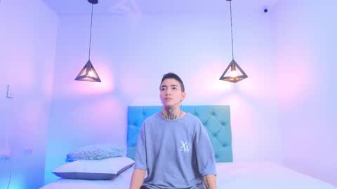 TINNY AND CANDY online show from 5, 2, 2025