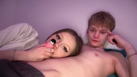 TinnyDoll online show from 18, 3, 2026