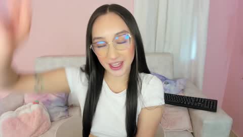 tiny_cora online show from 12, 1, 2025