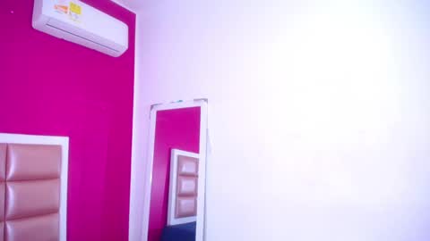 tiny_sarah1 online show from 13, 11, 2025