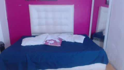 Snapshot of tiny_whore18 chatting on 12, 2, 2026 tiny_whore18 online show from 12, 2, 2026