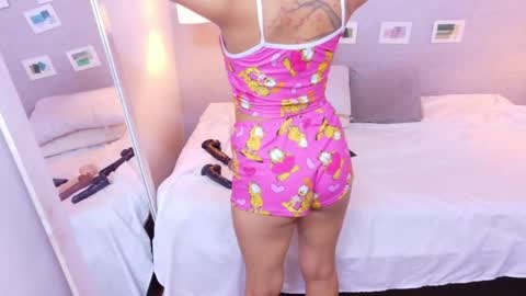 Snapshot of tiny_whore18 chatting on 31, 5, 2026 tiny_whore18 online show from 31, 5, 2026