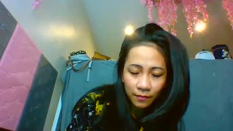 Snapshot of tinyasian911718 chatting on 28, 12, 2024 Tinyasian911718 sweetinyasian instagram online show from 28, 12, 2024