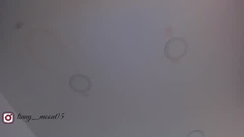 Snapshot of tinymoon_ chatting on 1, 2, 2025 Luna online show from 1, 2, 2025