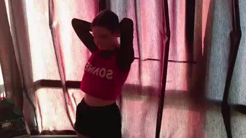 Snapshot of tinyschoenhut chatting on 24, 11, 2025 Julia online show from 24, 11, 2025