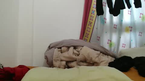 tinyslut66 online show from 19, 4, 2026