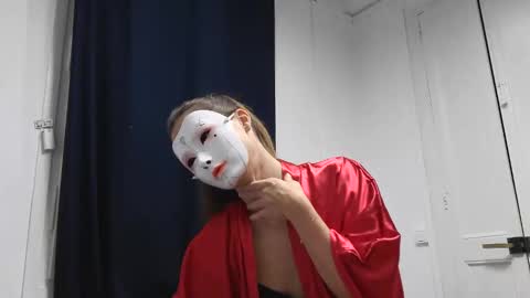 Tinks online show from 8, 11, 2025