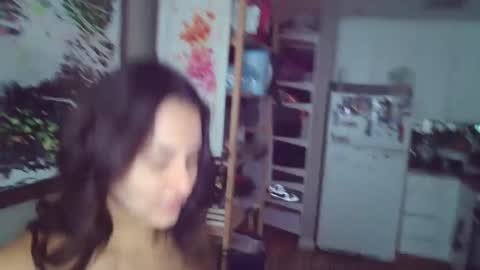 Tipsy Daisy online show from 14, 12, 2024