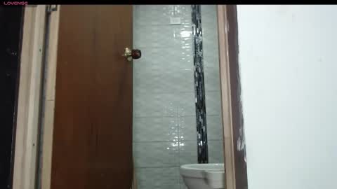 Snapshot of tita_dirty chatting on 29, 10, 2025 tita_dirty online show from 29, 10, 2025