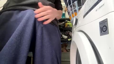 tittyzandbeer online show from 1, 2, 2025