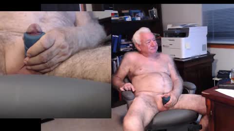 Snapshot of tlc_dude chatting on 9, 11, 2025 TLC dude online show from 9, 11, 2025