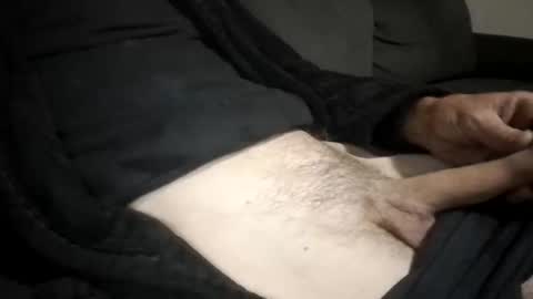 Snapshot of tlcdad chatting on 28, 11, 2025 tlcdad online show from 28, 11, 2025