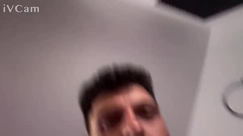 Tobias online show from 12, 4, 2026