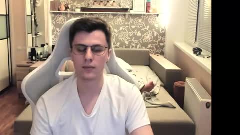 Snapshot of tobi700141 chatting on 22, 3, 2026 Doom online show from 22, 3, 2026