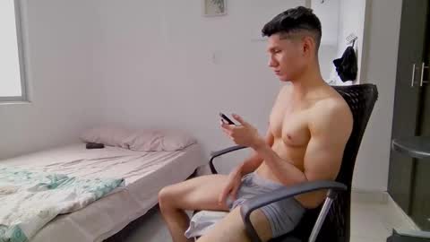 Snapshot of tobig998 chatting on 17, 10, 2025 Sebas online show from 17, 10, 2025