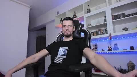 Snapshot of toddclaytonn chatting on 30, 12, 2024 Todd online show from 30, 12, 2024