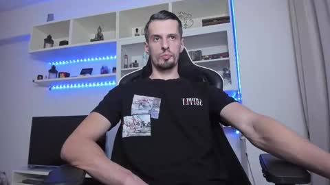 Snapshot of toddclaytonn chatting on 4, 10, 2025 Todd online show from 4, 10, 2025