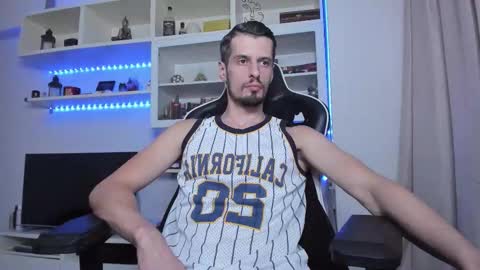 Snapshot of toddclaytonn chatting on 15, 10, 2025 Todd online show from 15, 10, 2025