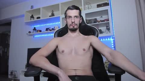 Snapshot of toddclaytonn chatting on 28, 10, 2025 Todd online show from 28, 10, 2025