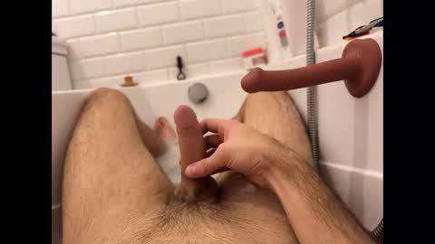 Snapshot of toja112 chatting on 25, 1, 2025 Martin online show from 25, 1, 2025