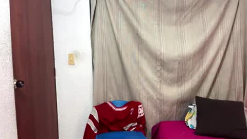 Snapshot of toji_x3 chatting on 14, 3, 2026 Toji online show from 14, 3, 2026