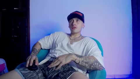 tojiheria online show from 4, 12, 2025