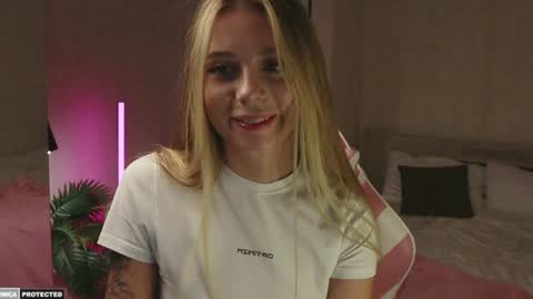 Snapshot of tokyo_n chatting on 23, 1, 2025 tokyo_n online show from 23, 1, 2025