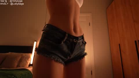 Snapshot of tollysage chatting on 27, 9, 2025 Sage. TG channel online show from 27, 9, 2025