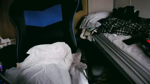 tolon408472 online show from 15, 2, 2025