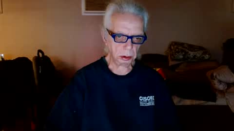 tom112292014 online show from 5, 1, 2025