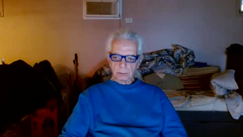 tom112292014 online show from 12, 2, 2025