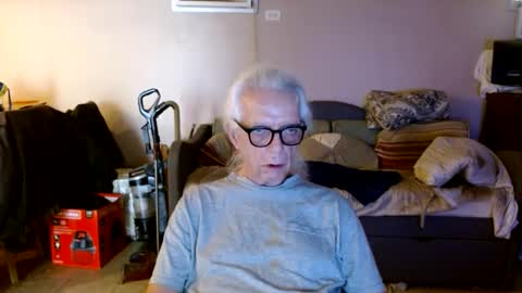 tom112292014 online show from 15, 9, 2025