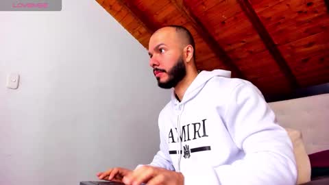   online show from 22, 3, 2026