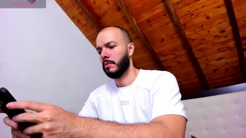   online show from 24, 3, 2026