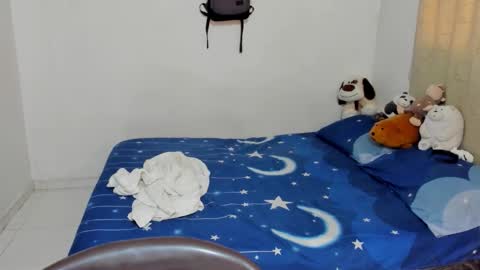 Snapshot of tom_blue10 chatting on 21, 10, 2025 Tom Blue online show from 21, 10, 2025