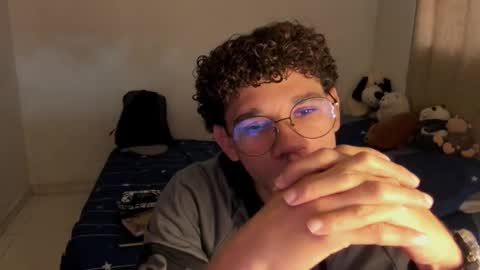 Snapshot of tom_blue10 chatting on 27, 10, 2025 Tom Blue online show from 27, 10, 2025