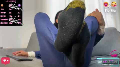 Snapshot of tom_blunt96 chatting on 5, 11, 2025 TOM online show from 5, 11, 2025