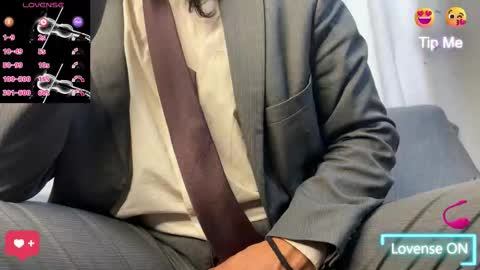 Snapshot of tom_blunt96 chatting on 16, 11, 2025 TOM online show from 16, 11, 2025